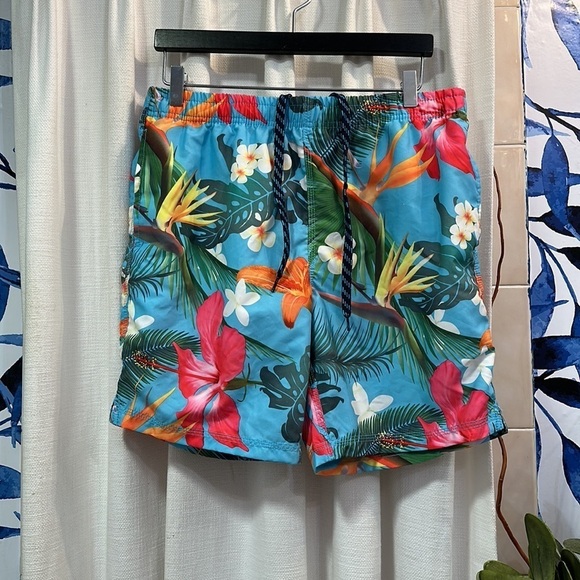 NWOT Men’s Distortion Hawaiian Print Board Shorts Size Large - Picture 2 of 5